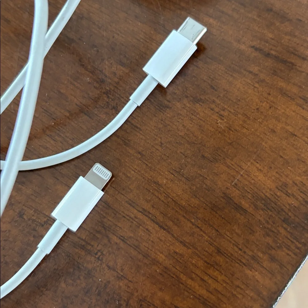 White USB Charging Cables for iPhone